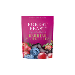 Forest Feast Berries & Cherries kuivattu marjasekoitus, 170 g